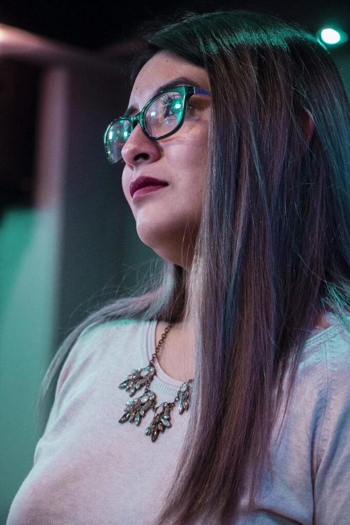 Imagen relacionada con Si Siempre Atraes Personas Tóxicas, No es Mala Suerte: Es Tu Patrón Oculto